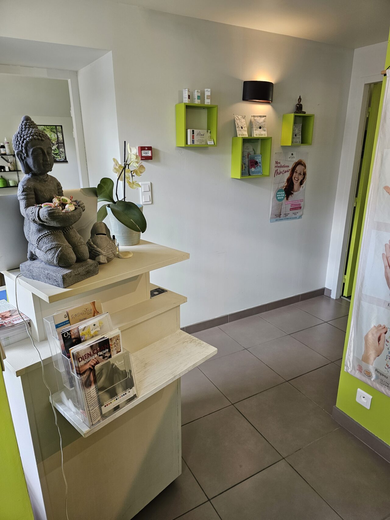 contacter esthéticienne à Pézarches dans un institut de bien-être